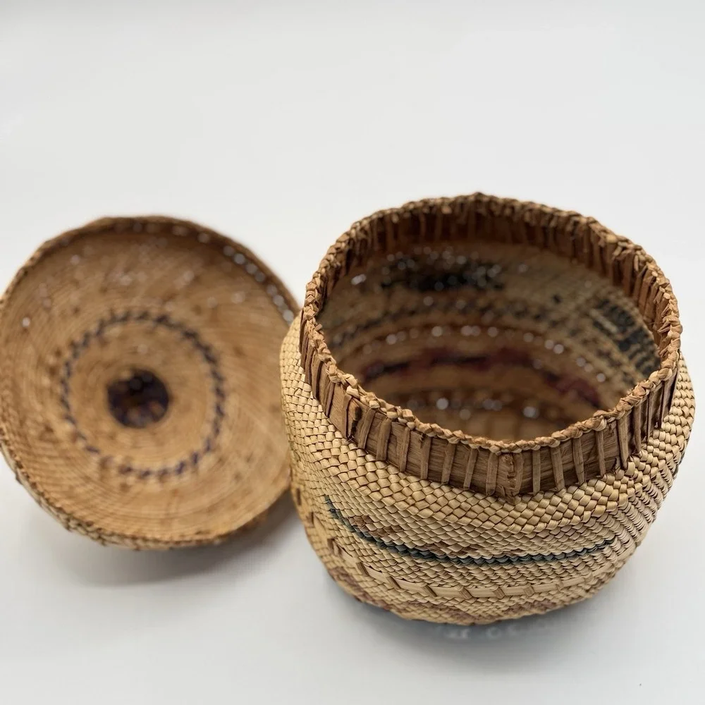 Vtg Nootka/ Makah Domed Lidded Native American Basket Northwest Coast 6.5